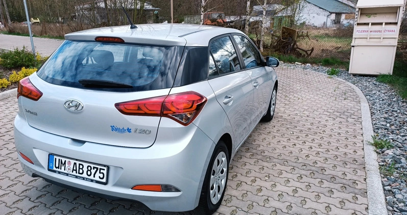 Hyundai i20 cena 37900 przebieg: 47000, rok produkcji 2017 z Dzierżoniów małe 379